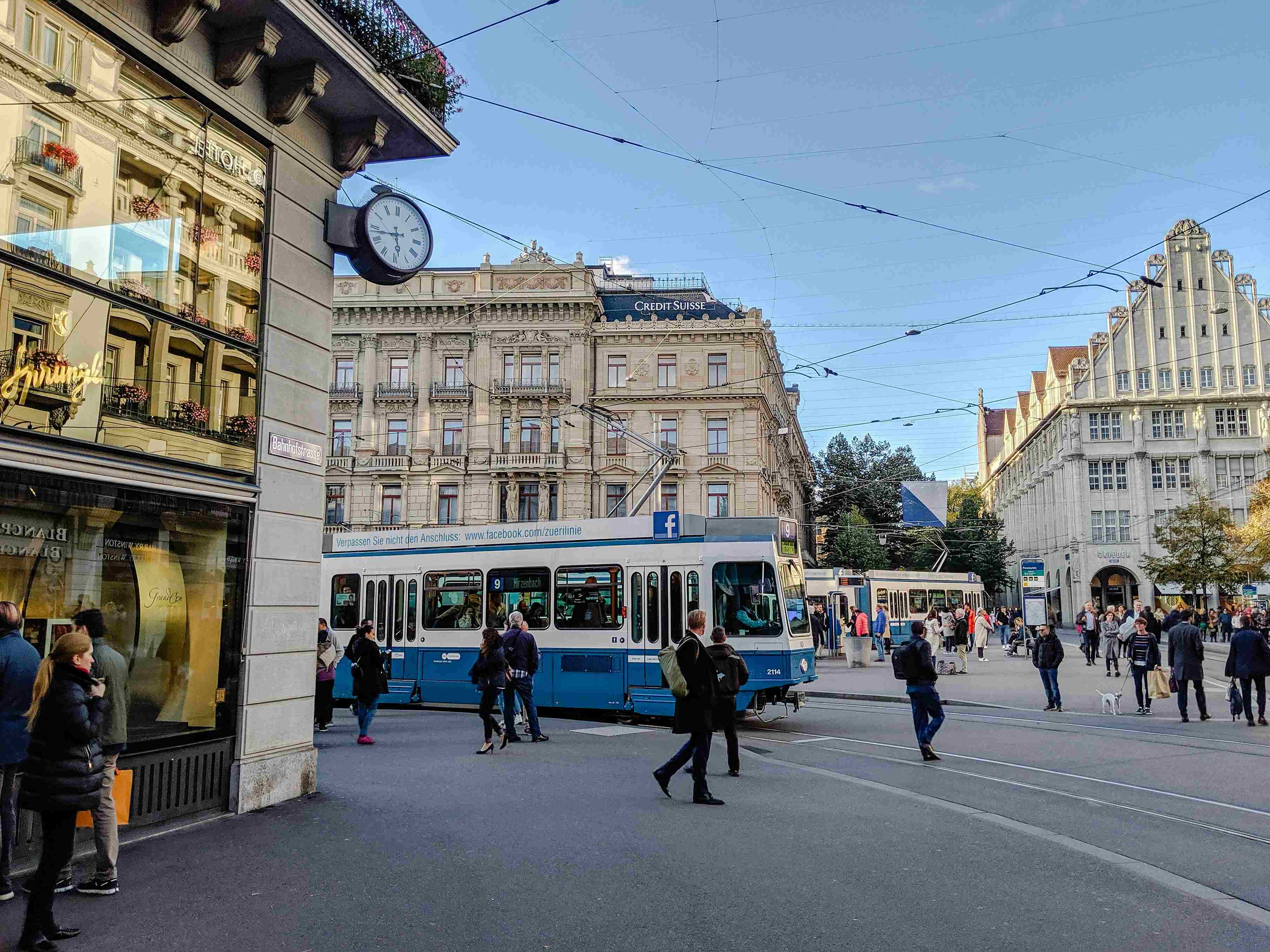 🇨🇭策馬特必去景點 5:班霍夫大街(Bahnhofstrasse